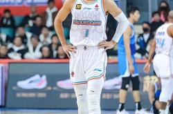 开云体育平台APP-关于山东队翻盘广州队，高诗岩高光表现的信息