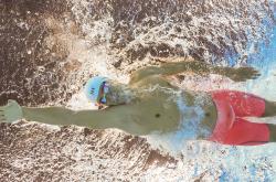 开云体育下载-福克斯教科书式掌控全场，尼克斯力克雷霆的战术启示