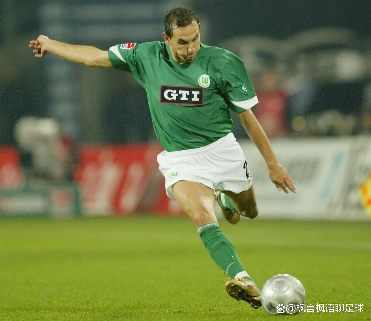 沃尔夫斯堡在主场遭遇挫折，保持不败的简单介绍