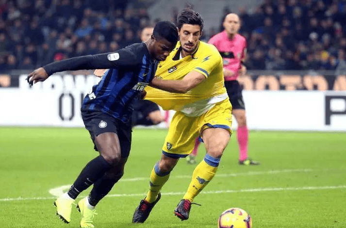 巴黎圣日耳曼对阵昂热，谁能胜出