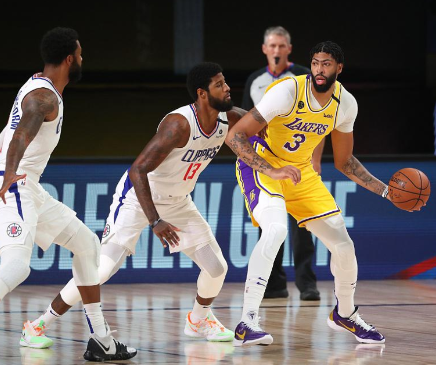 火爆对决：同城德比即将上演，谁能笑到最后的简单介绍