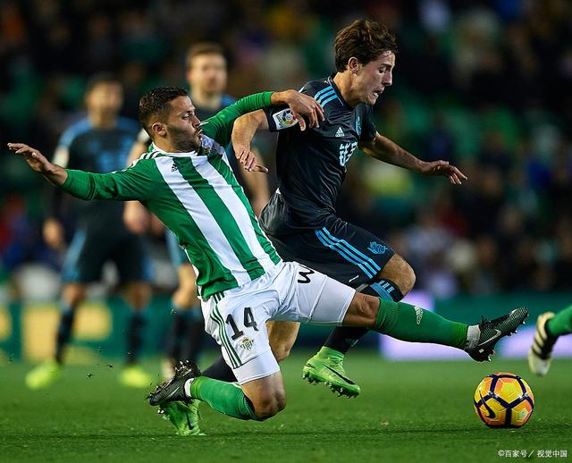 里昂主场告捷，卫冕冠军依旧稳坐榜首的简单介绍