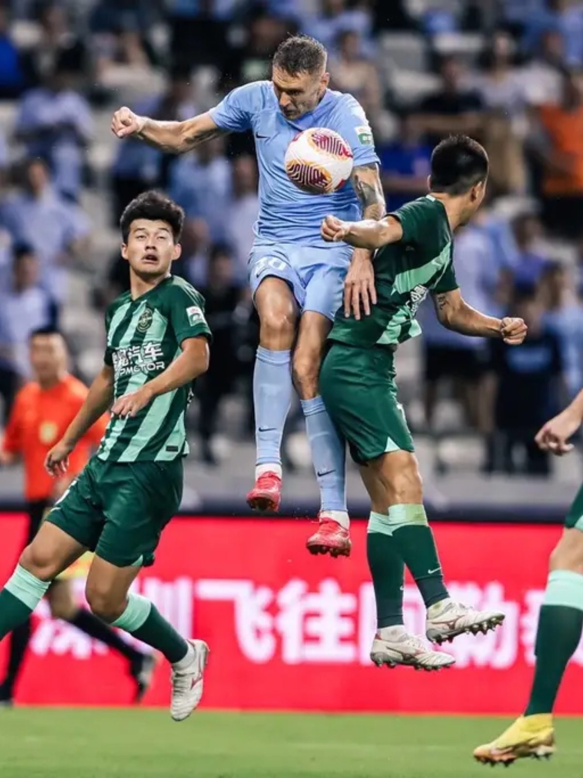 中国队翻盘瑞典队,奥恰洛夫扛起全队 中国队翻盘瑞典队,奥恰洛夫扛起全队