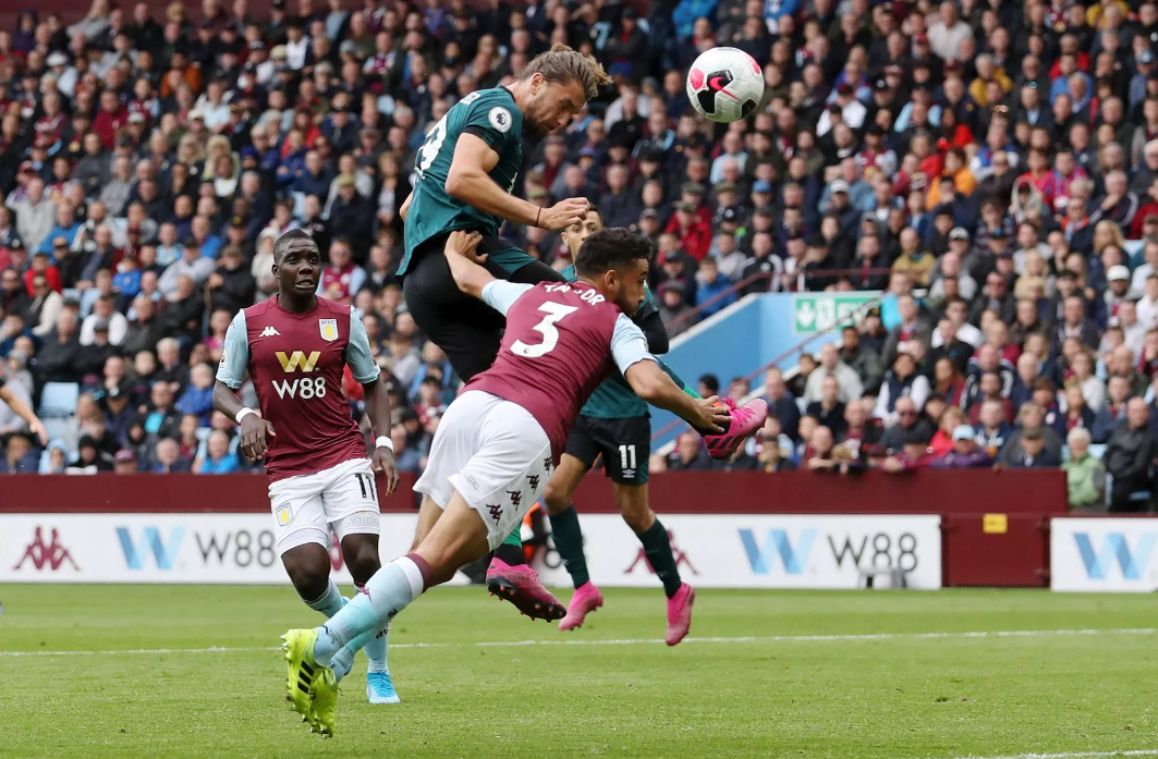 关于卡迪夫城客场惨遭大败，保级形势岌岌可危的信息